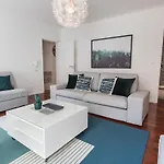 아파트 Bica Patio 3bdr Duplex By Lovelystay *