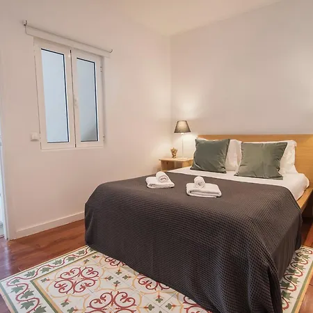 Lovelystay - Bica Patio Duplex * Lisboa