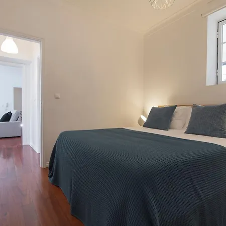 Appartement Lovelystay - Bica Patio Duplex *