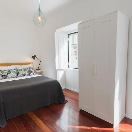 Appartamento Bica Patio 3bdr Duplex By Lovelystay Lisbona