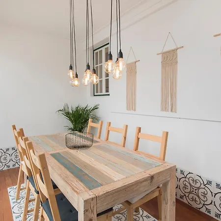 Bica Patio 3bdr Duplex By Lovelystay * Lisbona
